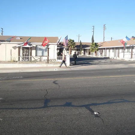 Route 66 Barstow Hotel-3